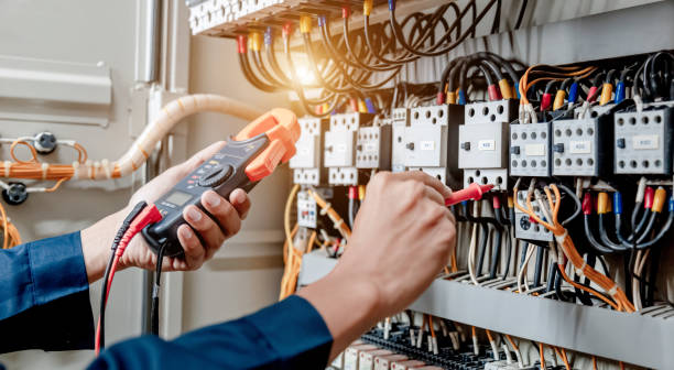 Best Affordable Emergency Electrician  in Woodlawn, OH